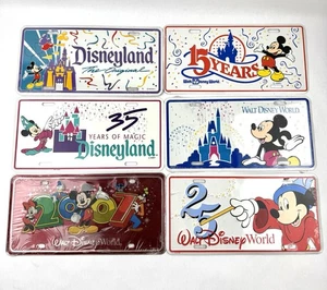 Vintage Walt Disney World Mickey Mouse Nummernschild Menge 6 - 4 Neu & 2 Gebraucht - Bild 1 von 23