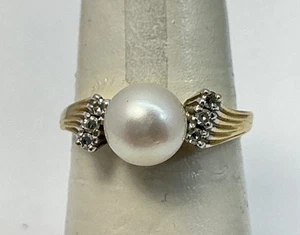 PEARL & DIAMOND RING 14K YELLOW GOLD WITH DIAMONDS - SIZE 6 1/4 (S1323) - Picture 1 of 7