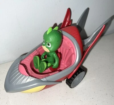Figura de acción PJ Masks Kids Turbo Blast Racers Owl Glider Gekko Foto 1 de 4