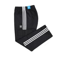 adidas Originals LOUNGEWEAR ADICOLOR 3D TREFOIL GRAPHIC SWEAT JOGGERS GN3537  Black