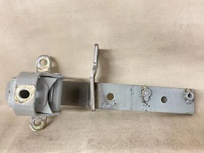 Isuzu Trooper 2001 puerta muy trasera bisagra inferior lado del conductor Foto 1 de 4