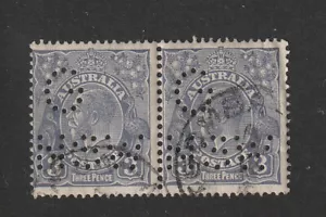 Australia 1932 KGV 3d Blue C of A Wmk Perforated G N.S.W. Joined pair. Fine Used - Bild 1 von 2