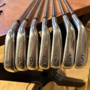 Titleist AP1 718 Iron Set 7pcs 5-Pw,48 Flex X Extra Stiff Dynamic Gold X100 - Picture 1 of 5