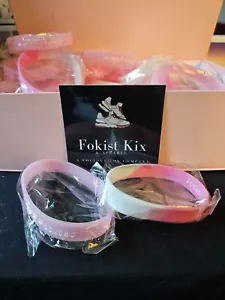 FOKIST KIX PINK "STAY Focused" Band Silikonarmband Armband  - Bild 1 von 5