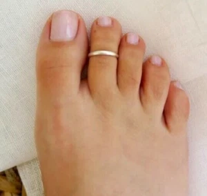 14K White Gold Plated Women's Adjustable Toe Ring - Picture 1 of 7