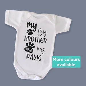 Body de bebé personalizado mi hermano mayor tiene patas, regalo para bebé - Imagen 1 de 6