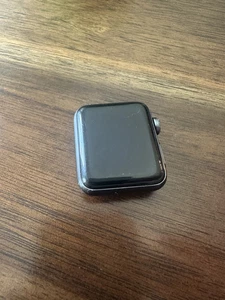 Apple Watch Series 3 38mm Nike+ GPS Space Gray Aluminum Used - Photo 1 sur 9