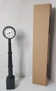 Byers Choice LTD Carolers L 17,25" große Straßenuhr römische Ziffern EUC funktioniert - Bild 1 von 20