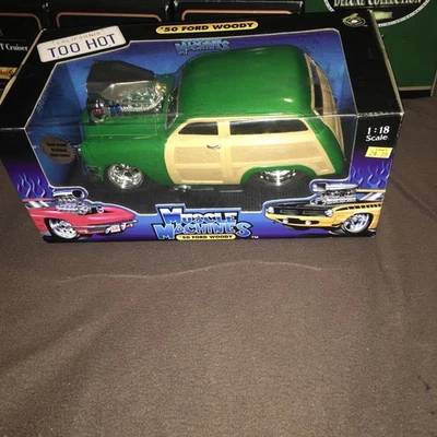 MUSCLE MACHINES 1950 FORD WOODY (green) 1:18 SCALE DIECAST - Image 1 of 4