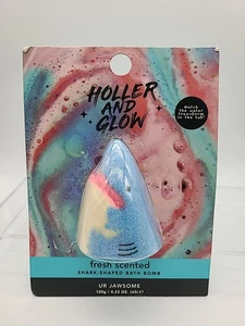 Bomba de baño Holler and Glow Ur Jawsome Shark - 4,23 oz - Imagen 1 de 5