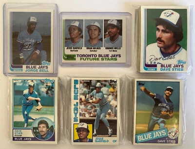 Toronto Blue Jays 1982-85 Topps conjuntos de equipo base (lote de 4 juegos con campana, Barfield RCs) Foto 1 de 4