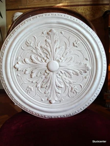Stuckrosette 100-190 Stuck blumiger Stil 52 cm - sehr edel stucco Rosette - Bild 1 von 1