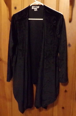 SUÉTERES ENVOLVENTES DE TERCIOPELO METROPOLITAN Foto 1 de 2