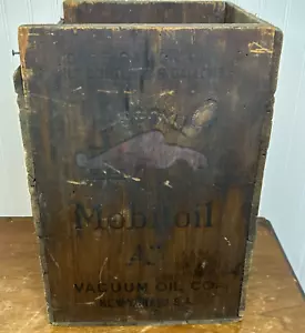 Vintage MobilOil Wasserspeier Holzkiste für 5 Gallonen Dose Vakuum Öl Co. New York USA - Bild 1 von 9