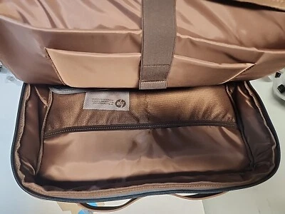 NUEVO ARTÍCULO HP Renew Business 15,6 pulgadas bolsa para portátil Foto 1 de 4