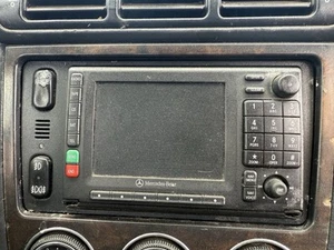 2005 Mercedes Benz ML350 Head Unit Command Navigation Radio CD OEM - Picture 1 of 4