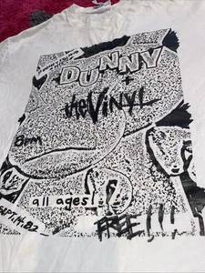 KIDROBOT x HUCK GEE Dunny T Shirt Vinyl Coney Island L Distressed Tee HS Y2k - Picture 1 of 12