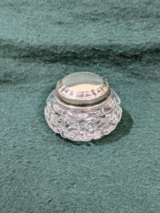 Antike deutsche .800 Silber & geschliffenes Glas Schmuck/Schminktischdose 1,5" Durchmesser 1 1/8" hoch - Bild 1 von 7