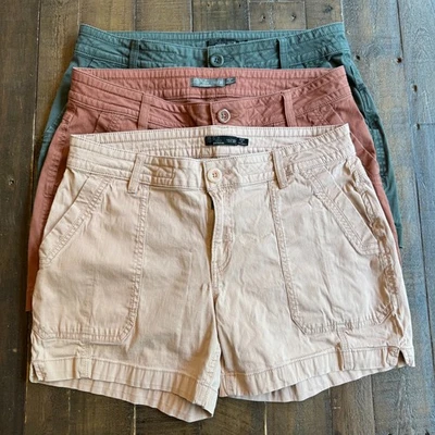 Shorts femininos PrAna Elle (LOTE DE 3) 10/30 W32XL4 elástico para caminhadas ao ar livre - Imagem 1 de 4