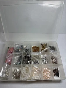 Jewelry Making Bead Lot Glass Metal Stones In Plastic Craft Case 2 Lbs 3 Oz - Picture 1 of 17