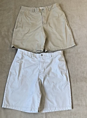Lote de 2 Pantalones Cortos Talbots HOMBRE TALLA 34 FRENTE PLANO Beige y Piedra Caqui Peso Algodón Foto 1 de 4
