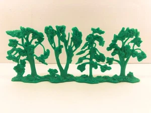 MARX BATTLEGROUND PLAYSET VINTAGE MARX TREE COMPLETE STRIP - Picture 1 of 1