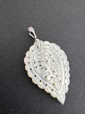 Tamara Comolli INDIA (M) 18 Karat Weißgold Perlmutt , Anhänger - Bild 1 von 4