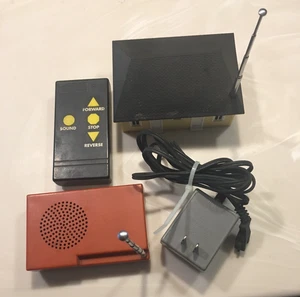 Life-Like Ho Train Remote & Sound Box & House, Sound works when pluged in to AC - Picture 1 of 6
