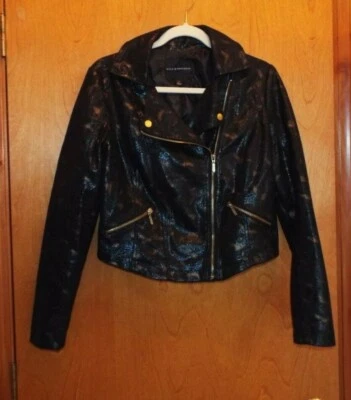 Chaqueta de moto Rock & Republic para mujer negra y dorada brillante. Talla mediana Foto 1 de 4