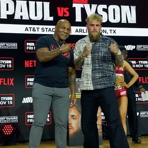 Mike Tyson vs Jake Paul Fight - 5x7 Hochglanz gedrucktes Foto - Bild 1 von 1