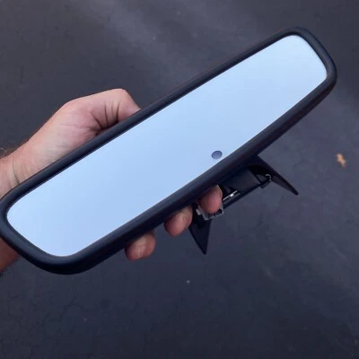 2015-2019 LAND ROVER DISCOVERY SPORT OEM REAR VIEW MIRROR INTERIOR 2016 2017 - Image 1 of 4