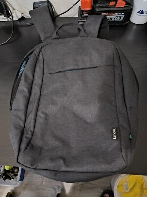 Mochila para portátil Lenovo B210 15,6" - Gris (GX40Q17227) Foto 1 de 3