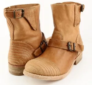 $295 CATARINA Adobe Tan Leather Designer Buckled Pull On Ankle Boots 5 EUR 35 - Picture 1 of 5