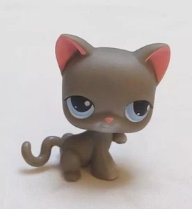 Authentique chat à poil court gris Littlest Pet Shop avec yeux bleus aimant rouge - Photo 1/13