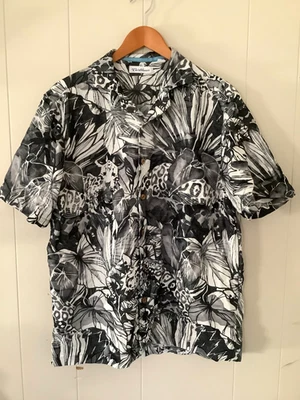 Caribbean Men's L White, Black, Grey Tropical Leopards Floral Wood Button Shirt - Image 1 of 4