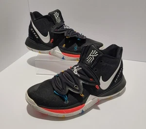 Nike Kyrie 5 Friends Größe 10 Herren AO2918-006 - Bild 1 von 10