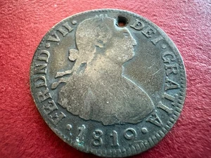 Bogotá 1819 2 Reales - Fernando VII Leyenda sobre Busto de Carlos IV, Agujero - Imagen 1 de 6