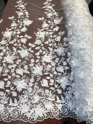 PRINCESA MARFIL BORDADO FLORAL 3D CON PELADURAS EN ENCAJE DE MALLA-SE VENDE POR YARDA. Foto 1 de 4