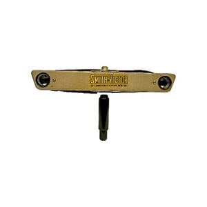 Smith-Victor L2 Dual Bulb Light Bar Tested - Picture 1 of 3
