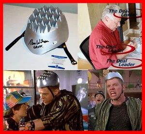 🔥 Tom Wilson Regreso al Futuro 2 Firmado Casco Plateado Biff Griff Beckett PSA🔥 - Imagen 1 de 11