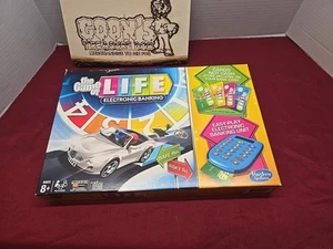 The Game Of Life Electronic Banking Board Game Hasbro 2014 COMPLETE - Picture 1 of 19