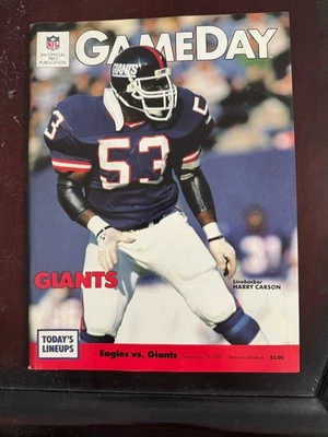 Reggie White NFL Debut Game  Gameday Program 9-29-1985 Giants At Eagles  - Image 1 of 3
