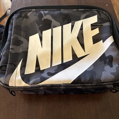 NWT Nike Black Camo Hard Shell Lunch Box ~ 10 x 8 x 3 in ~ 9A2744-K-11 $32 MSRP - Image 1 of 4