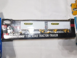 REMOLQUES TRACTOR DOBLE CACHORRO 1/64 DCP/Diecast Promociones Garrett Freightlines - Imagen 1 de 4