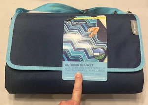 Lightspeed Outdoor wasserdichte Picknickdecke 4,9 Fuß x 5,5 Fuß blau Chevron - Bild 1 von 6