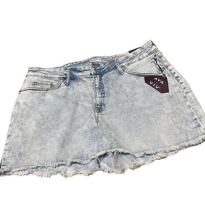 Ava & Viv Acid Wash 中腰 MIDI 牛仔短裤 20W 4 英寸内缝 — 第 1/4 张图片