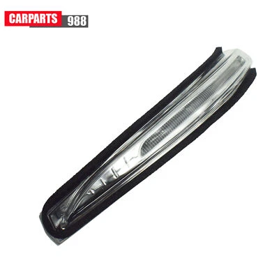 Сигнальный фонарь левостороннего зеркала заднего вида для Hyundai Santa Fe Sport IX45 2013-2016 годов выпуска - Изображение 1 из 4