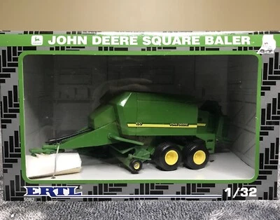 John Deere 100 Square Baler 1:32 Vintage 1997 Ertl  - Image 1 of 4
