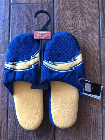 NFL LA Chargers Team  Slippers Slip on House Shoes Foco Mens Large 11-12 Cover