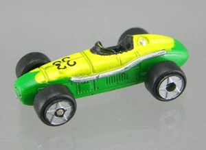 Vintage 1988 Galoob Micro Machines Green Yellow Indy 500 Cart Champ #33 Car RARE - Picture 1 of 5